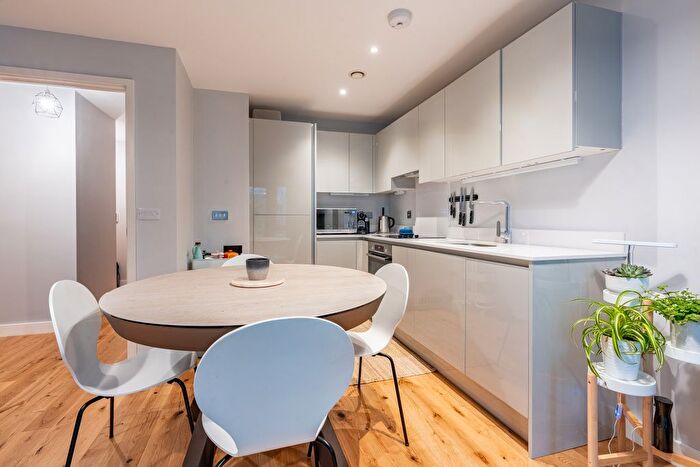 1 Bedroom Flat For Sale In Hope Quay, The Gateway, Bristol, BS1