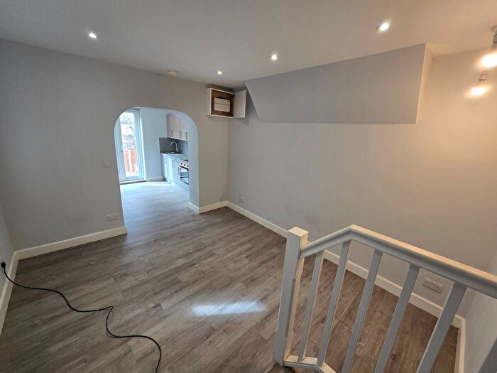 Studio To Rent In Alexandra Grove, London, N4