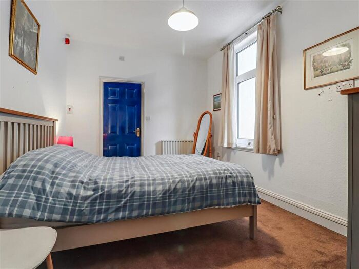 2 Bedroom Apartment For Sale In Weybourne Road, Sheringham, NR26