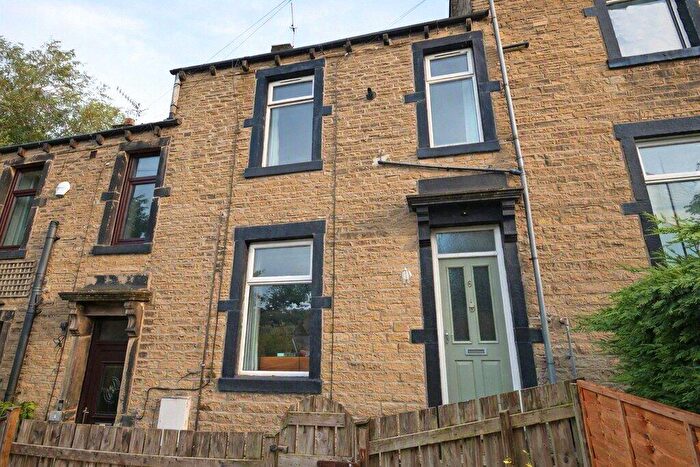 3 Bedroom Terraced House For Sale In Goschen Street, Skipton, BD23