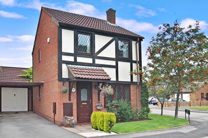 3 Bedroom Detached House To Rent In Stanbrook Road, Monkspath, Solihull, B90