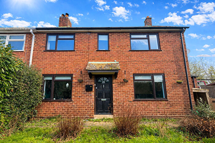 3 Bedroom Semi Detached House For Sale In Shuttleworth Road, Clifton Upon Dunsmore, Rugby, CV23