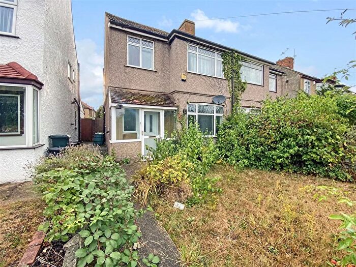 3 Bedroom Semi Detached House For Sale In Hatch Lane, West Drayton, UB7