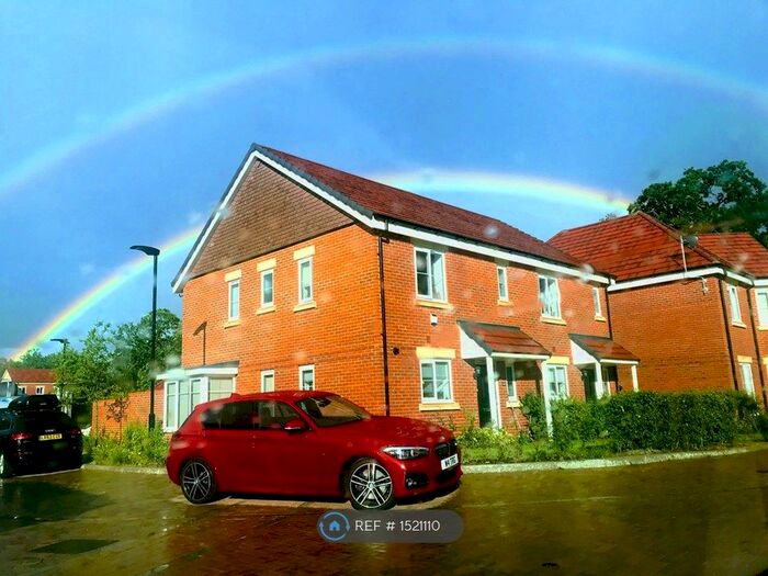 3 Bedroom Semi-Detached House To Rent In Copse Close, Fleet, GU51