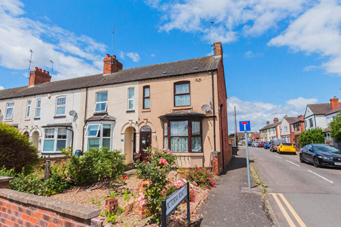2 Bedroom End Of Terrace House For Sale In Orchard Road, Finedon, NN9