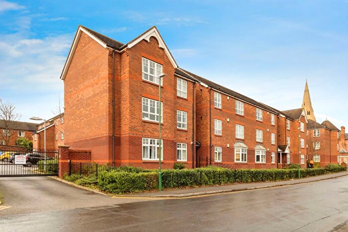 2 Bedroom Flat To Rent In Raleigh Street, Nottingham, NG7