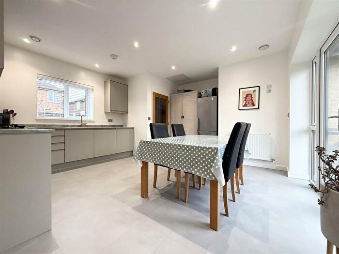 3 Bedroom Detached Bungalow For Sale In Wardens Walk, Leicester Forest East, Leicester, LE3