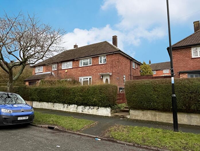 3 Bedroom Property For Sale In Calley Down Crescent, New Addington, Croydon, Greater London, CR0