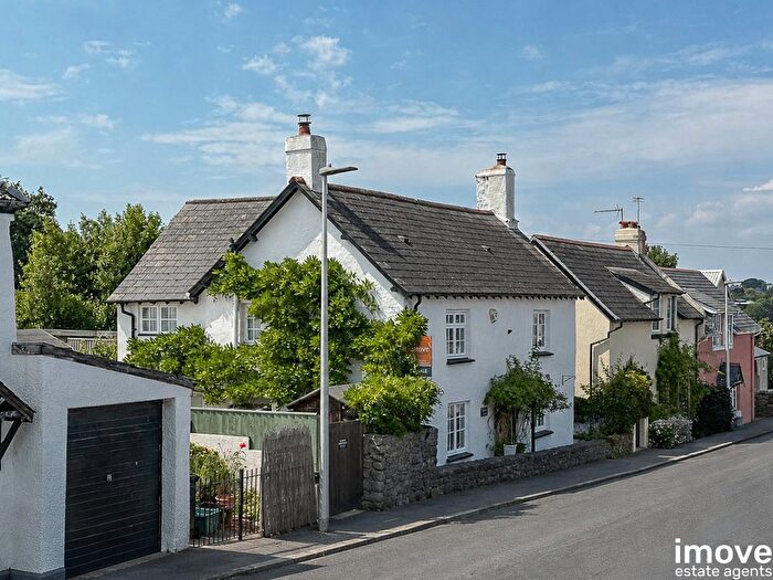 3 Bedroom Detached House For Sale In School Road, Kingskerswell, Newton Abbot, TQ12