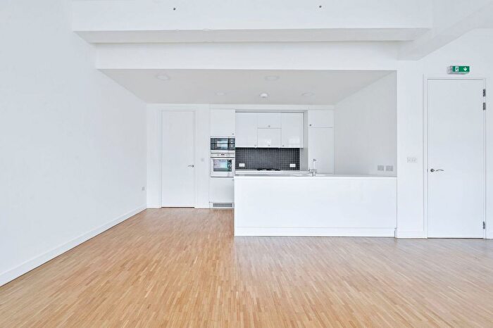 3 Bedroom Flat For Sale In Leather Lane, Clerkenwell, London, EC1N