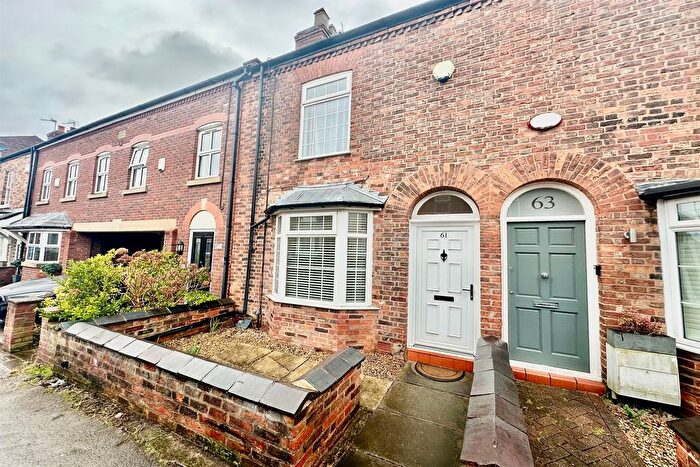 2 Bedroom Terraced House To Rent In Byrom Street, Altrincham, WA14