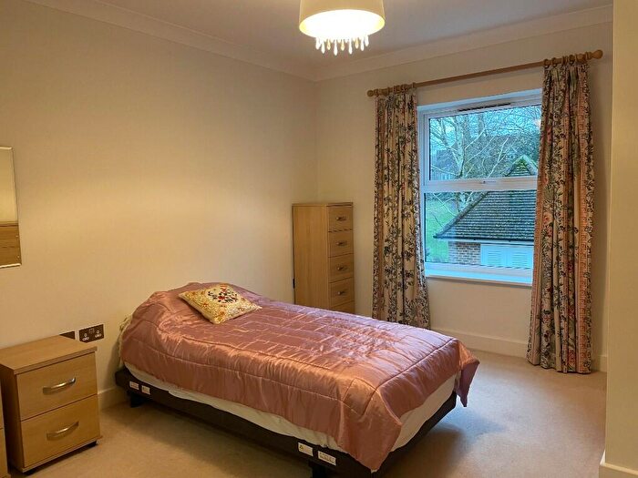 2 Bedroom Retirement Property For Sale In Parham House, Bramshott Place, King George's Drive, Liphook, Hampshire, GU30