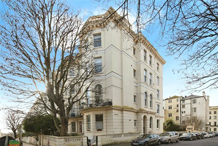 2 Bedroom Flat For Sale In Cambridge Road, Hove, East Sussex, BN3