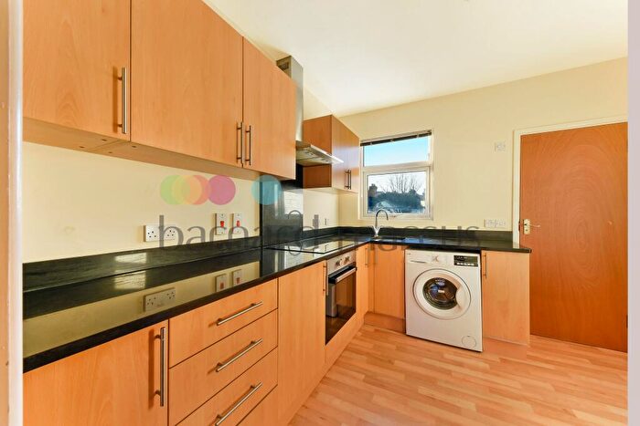 1 Bedroom Apartment To Rent In Bensham Lane, Thornton Heath, CR7