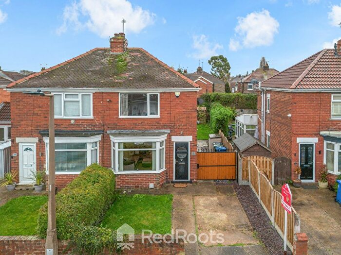 2 Bedroom Semi-Detached House For Sale In Crompton Avenue, Doncaster, South Yorkshire, DN5