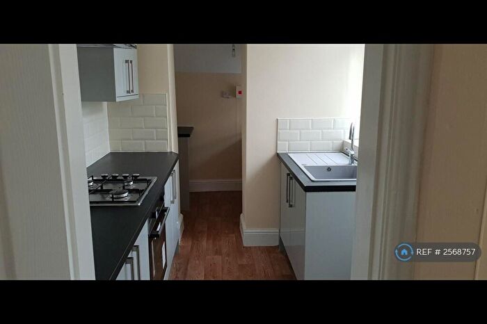 2 Bedroom Terraced House To Rent In Hethorn Street, Manchester, M40