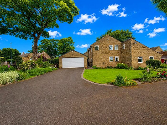 5 Bedroom Detached House For Sale In Lower Lane, Little Gomersal, BD19
