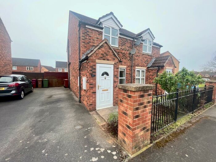 2 Bedroom Semi-Detached House To Rent In Temple Road, Scunthorpe, DN17