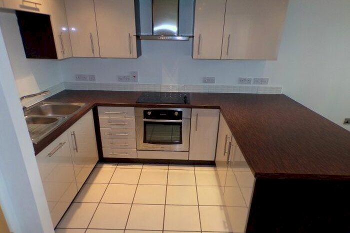 2 Bedroom Flat To Rent In Avenham Mills, Preston, PR1