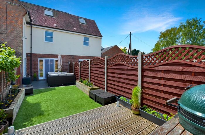 3 Bedroom Flat For Sale In Pampisford Road, Abington, Cambridge, CB21