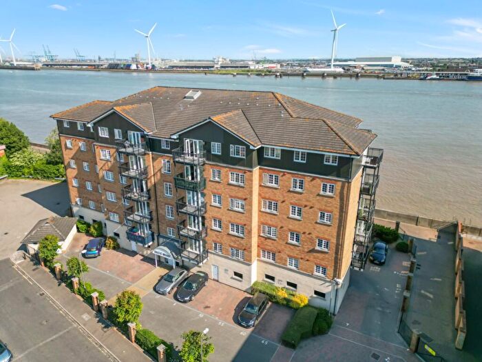 2 Bedroom Apartment For Sale In Baltic Wharf, Clifton Marine Parade, Gravesend, Kent, DA11