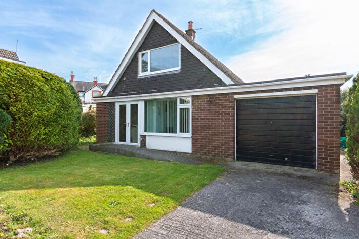 3 Bedroom Detached House For Sale In Parc Hen Blas Estate, Llanfairfechan, Conwy, LL33