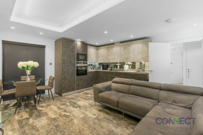 2 Bedroom Apartment To Rent In Newby House, Chase Road, N14