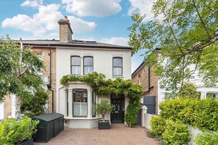 5 Bedroom Semi Detached House For Sale In Castelnau, Barnes, SW13