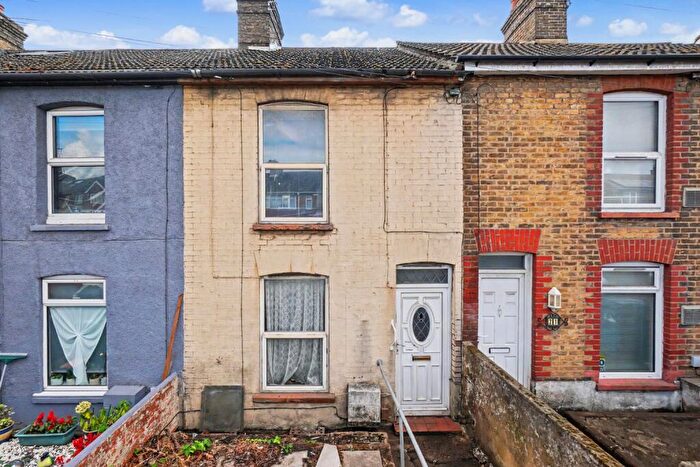 2 Bedroom Terraced House For Sale In Staplehurst Road, Sittingbourne, Kent, ME10