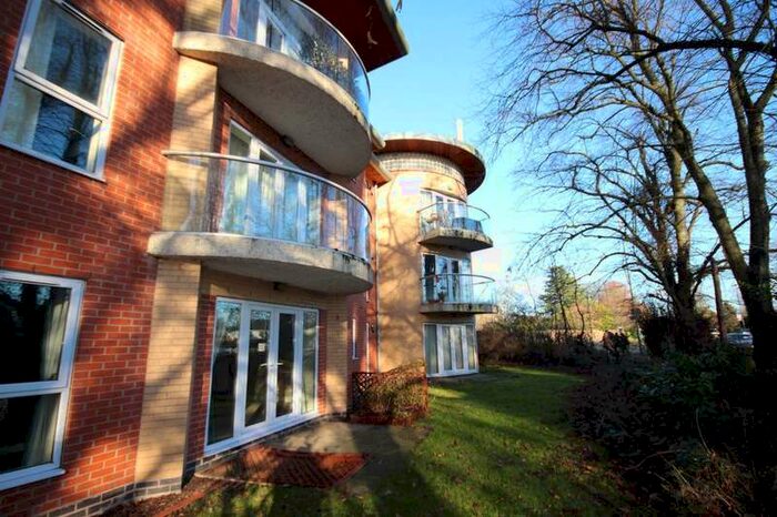 2 Bedroom Apartment To Rent In Pineview Gardens, Derby, DE23