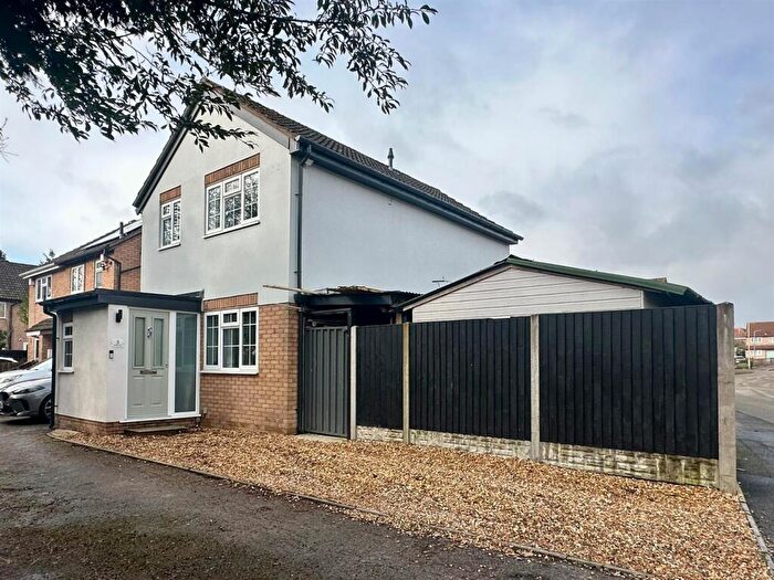 3 Bedroom Link Detached House For Sale In Yarlington Mill, Belmont, Hereford, HR2