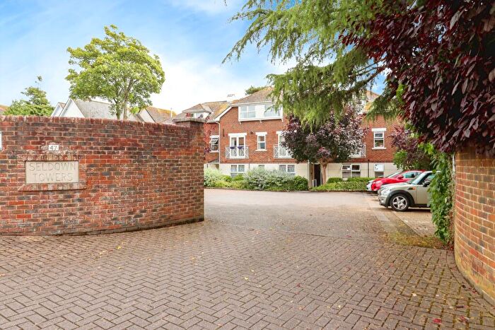2 Bedroom Flat For Sale In Mount Pleasant Road, Poole Town Centre, Poole, Dorset, BH15