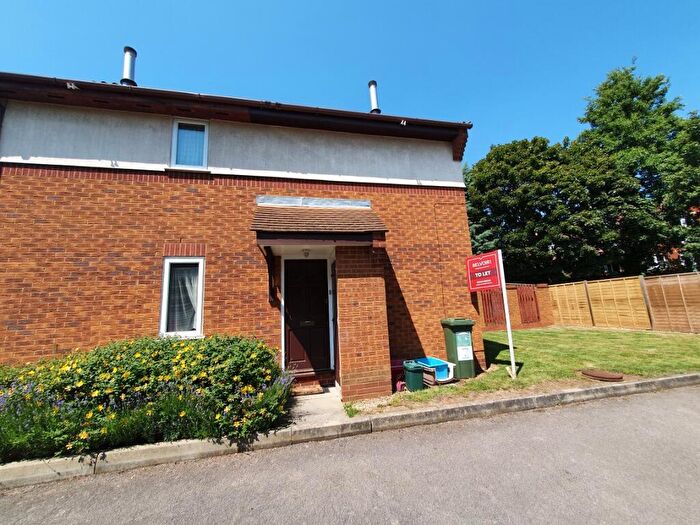 1 Bedroom Semi-Detached House To Rent In Whitton Way, Newport Pagnell, Milton Keynes, MK16