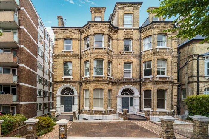 2 Bedroom Apartment To Rent In The Drive, Hove, East Sussex, BN3