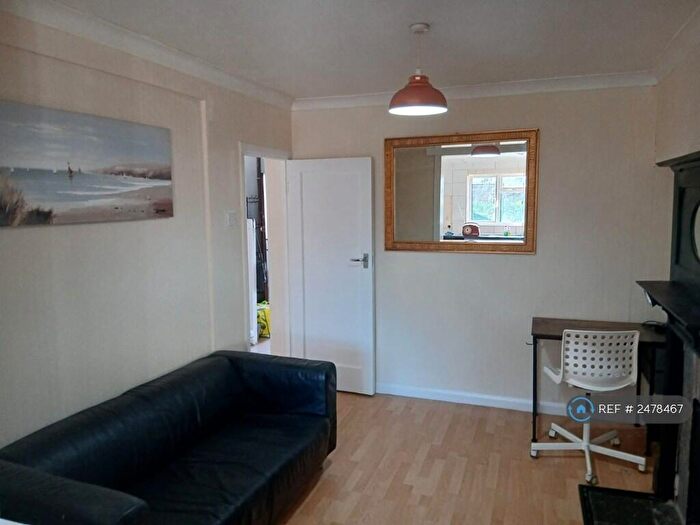 4 Bedroom Terraced House To Rent In Gresham Drive, Romford, RM6