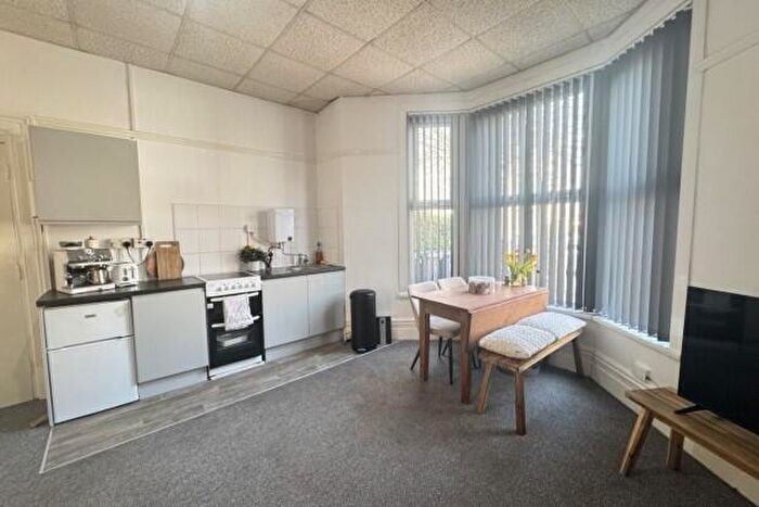 1 Bedroom Flat To Rent In Oakfield Street Cardiff, CF24