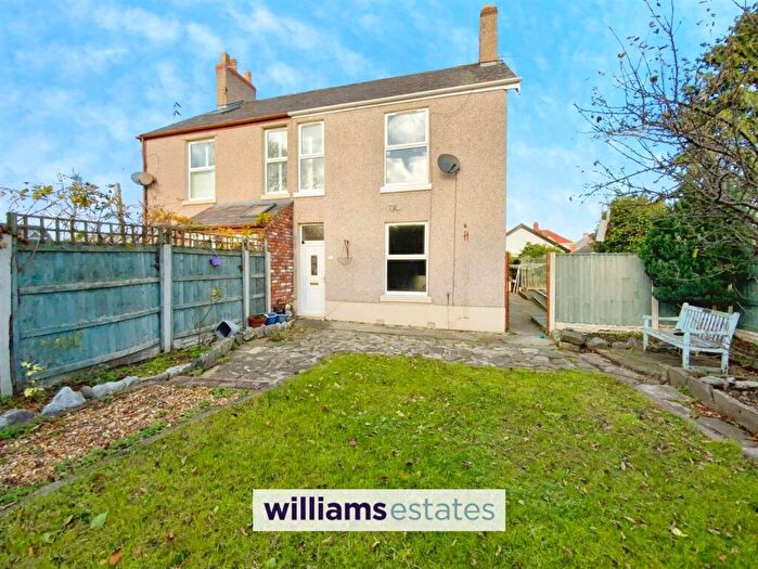 3 Bedroom House For Sale In Dyserth Road, Rhyl, LL18