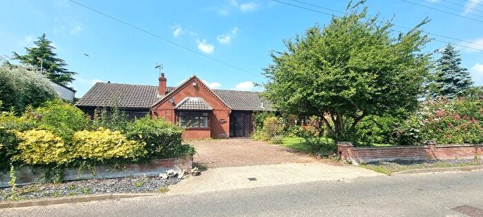 3 Bedroom Detached Bungalow To Rent In , IP8