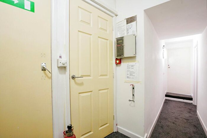 1 Bedroom Flat For Sale In Lower Bore Street, Bodmin, Cornwall, PL31