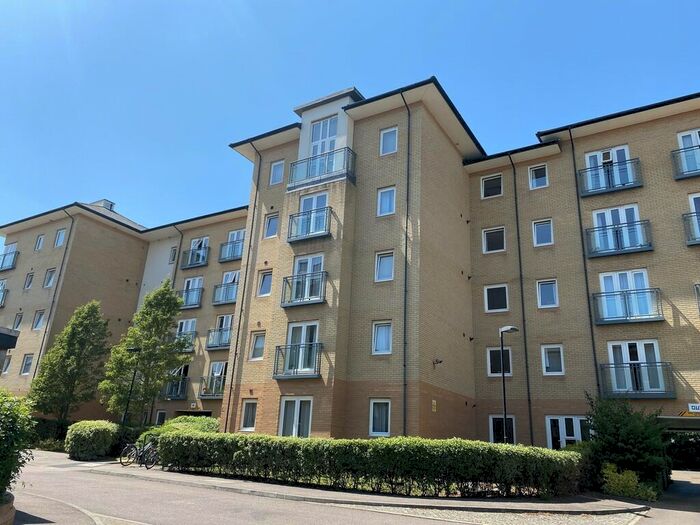 2 Bedroom Flat To Rent In Hampden Gardens, Cambridge, CB1
