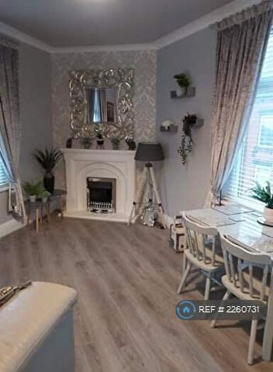 1 Bedroom Flat To Rent In Upper Armley, Leeds, LS12