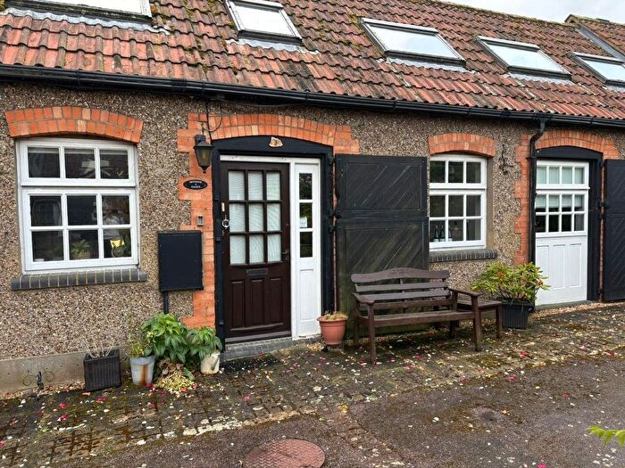 2 Bedroom Barn Conversion To Rent In Howell Hill Close, Mentmore, Leighton Buzzard, LU7