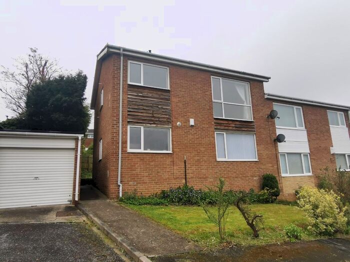 2 Bedroom Flat To Rent In Malvern Court, Newcastle Upon Tyne, NE15