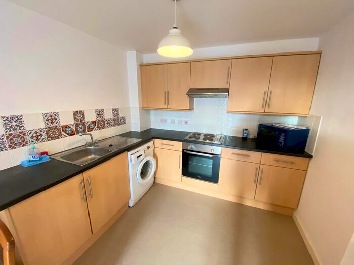 1 Bedroom Flat To Rent In West Lee, Cowbridge Road East, Cardiff, CF11