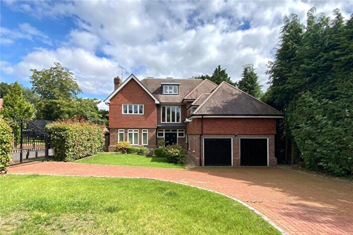 6 Bedroom Detached House For Sale In Park Grove, Knotty Green, Beaconsfield, HP9