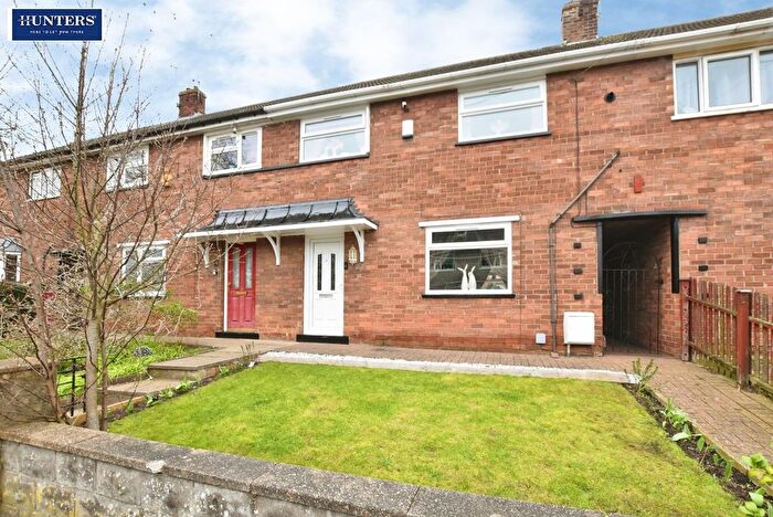 3 Bedroom Terraced House For Sale In Salmonby Road, Scunthorpe, DN17