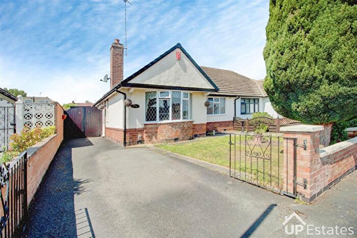 2 Bedroom Semi Detached House For Sale In Amberley Avenue, Bulkington, CV12