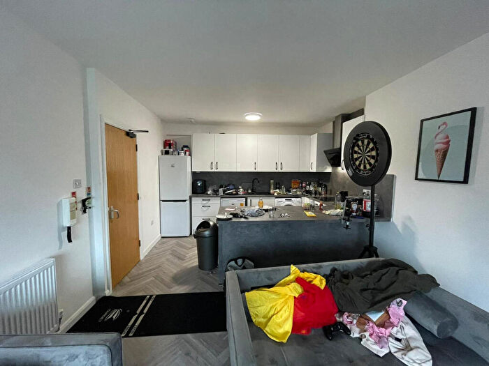 5 Bedroom House To Rent In Blenheim Terrace, Leeds, LS2