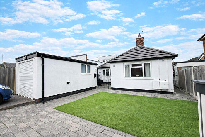 2 Bedroom Detached Bungalow For Sale In Cookes Lane, Rudheath, Northwich, CW9