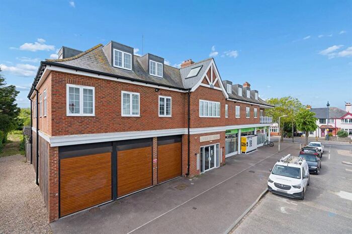 1 Bedroom Apartment For Sale In Wheatley Road, Whitstable, CT5